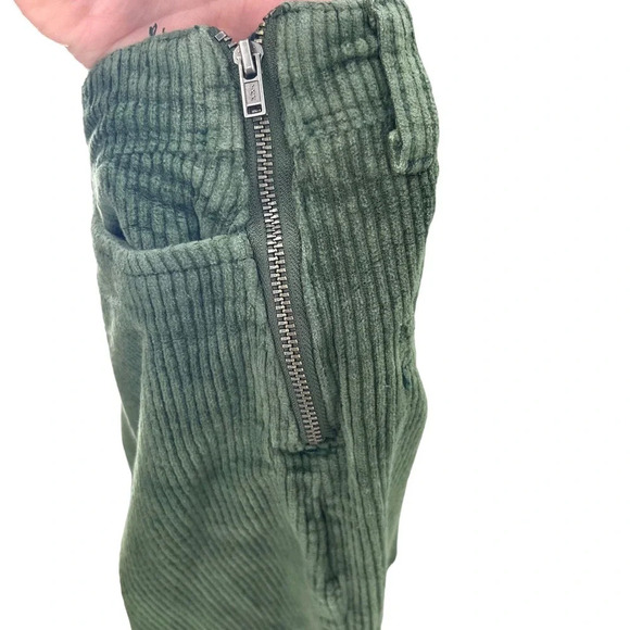 ModCloth The Boulder Wide Leg Corduroy Pants In Olive Green Size 00‎ - Picture 5 of 10